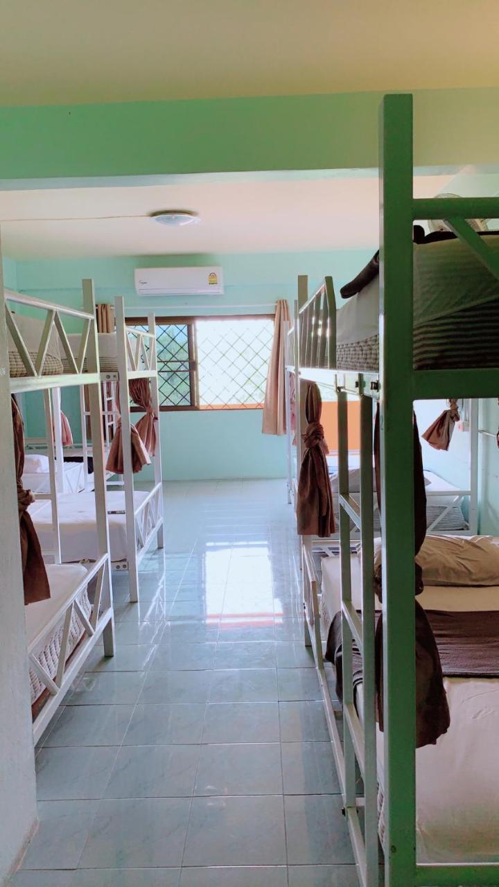 Cube Hostel Krabi town Exterior foto